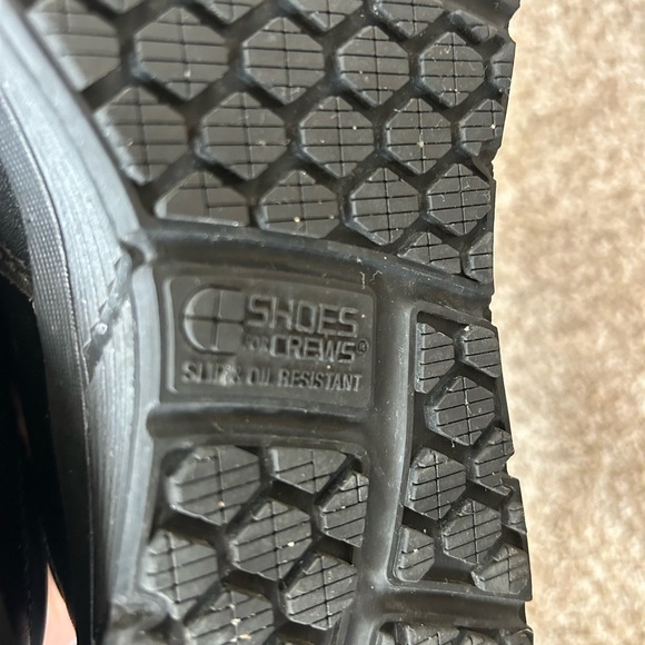 Shoes for Crews Slip and Oil Resistant Black Leather Slip On Shoes. Size 6. - Picture 11 of 12